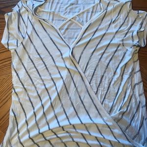 Maurice’s crossover top